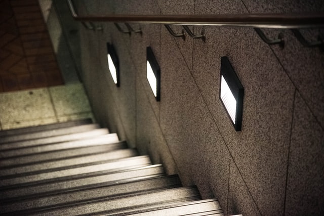 Voordelig verlichting laten aanleggen